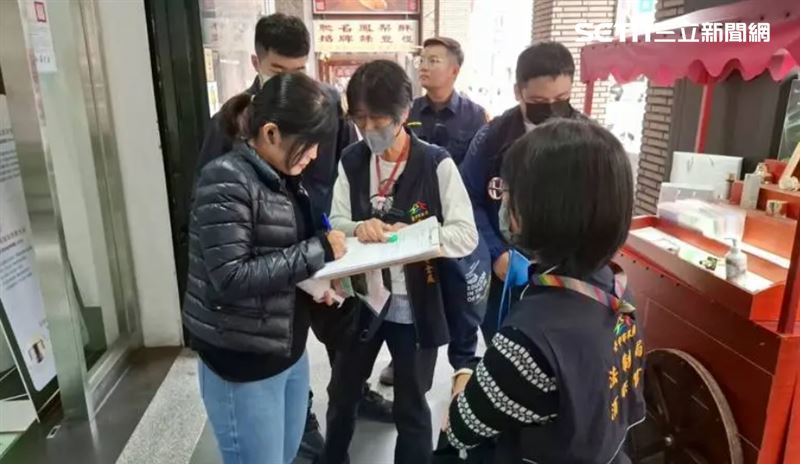 台中美容店逼學生欠債20萬　市府貼警告