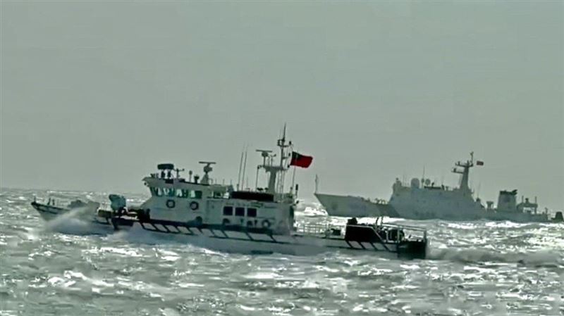 中國海警稱常態巡查金門海域　海巡控騷擾