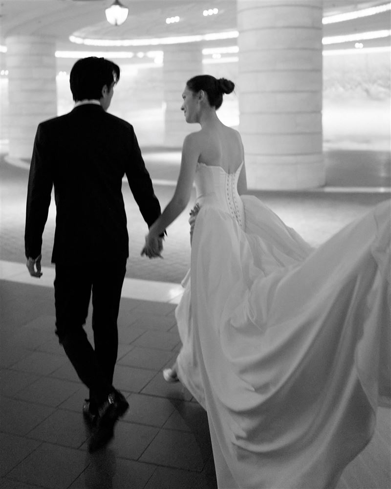 許瑋甯、邱澤婚紗照宛如時尚大片。（圖／夏朵創意行銷提供）