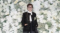 藍心湄母10幾歲整形原因曝：6姊妹長一樣