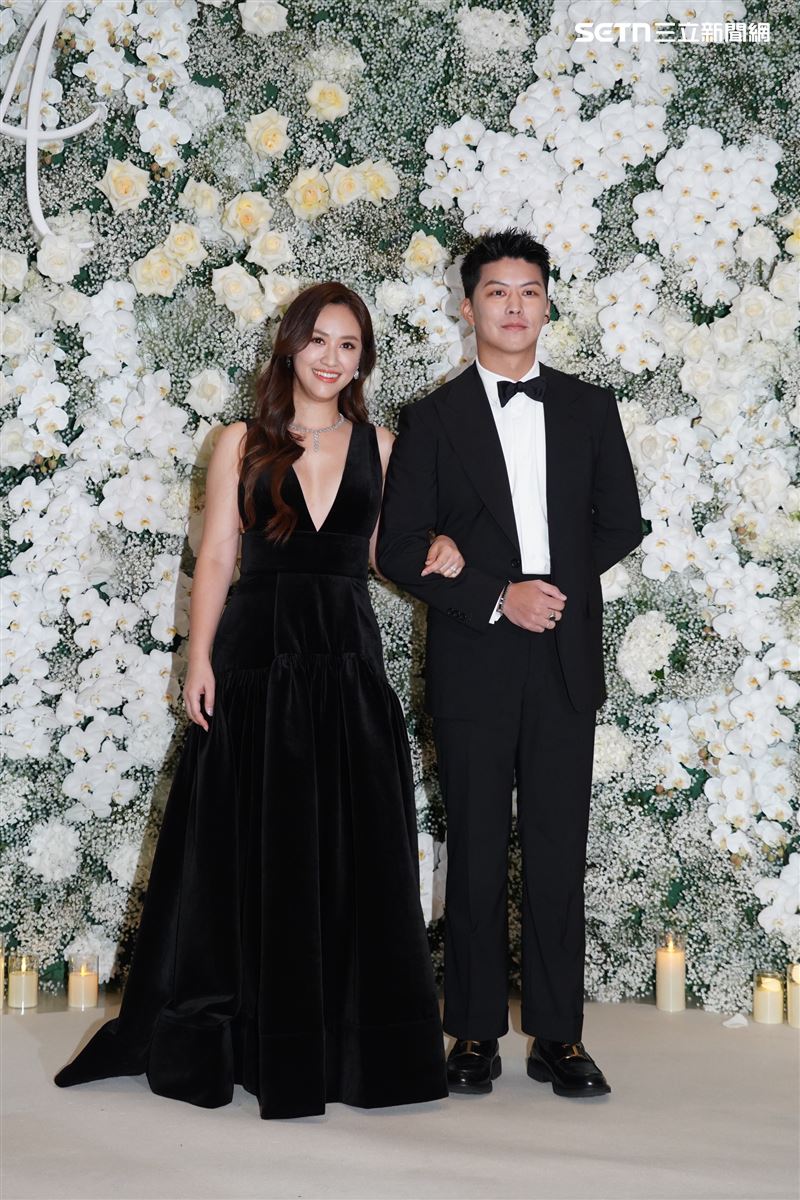 Sandy帶老公「王先生」現身許瑋甯與邱澤婚禮。（圖／記者鄭孟晃、趙于瑩攝影）