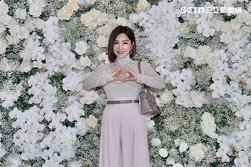 陳美鳳、張清芳參加許瑋甯、邱澤婚禮。（圖／記者鄭孟晃、趙于瑩攝影）