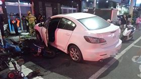 台南,永康,連環撞,迴轉（圖／翻攝畫面）