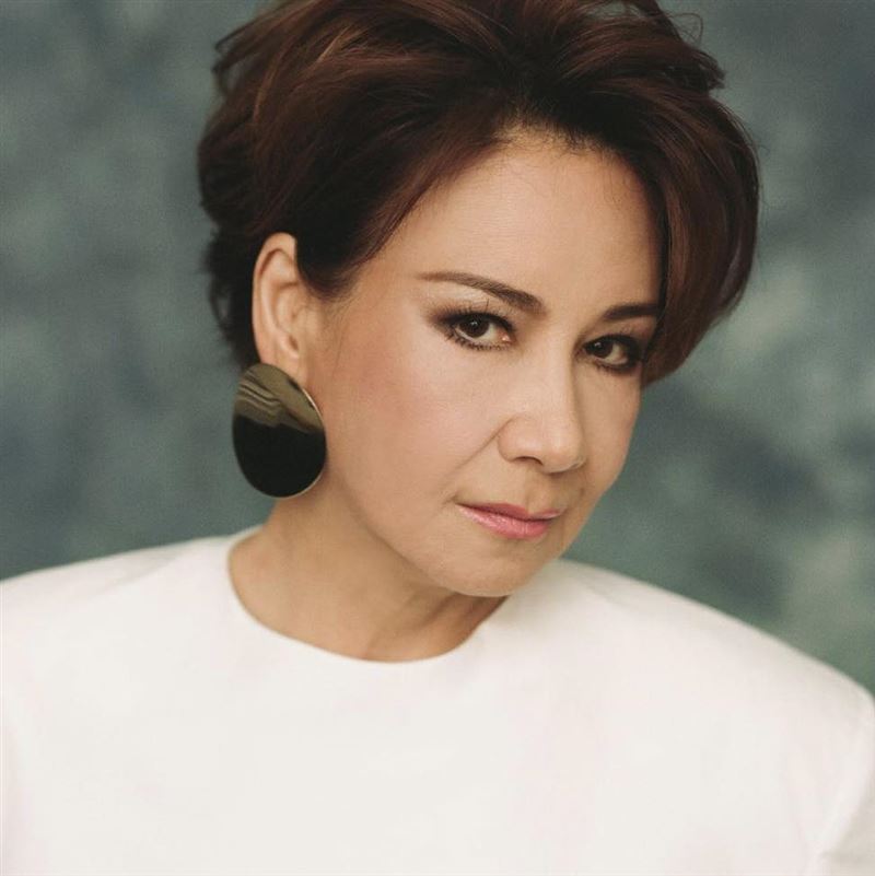 甄妮在昨日（27日）於社群發文痛批官員處理態度，她直言「事發後官員說廢話，燒的不是他家！」語氣相當強烈。（圖／翻攝自臉書）