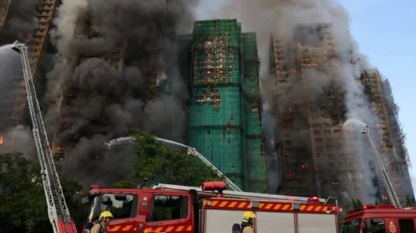 128人慘死！甄妮怒轟官員：燒的不是他家