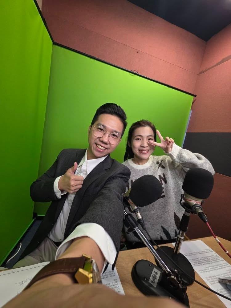 「歷史哥」主持《歷史易起SHOW！》節目4年，宣布因中廣董事長趙少康親自決定砍掉，從12月1日起將不再播出。（圖／翻攝自歷史哥臉書）