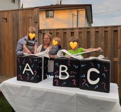 3寶媽想再拚一胎女兒，沒想到懷孕後檢查，竟發現懷上「3胞胎男孩」，讓她哭笑不得。（圖／翻攝自Tiktok＠hmpk0912）