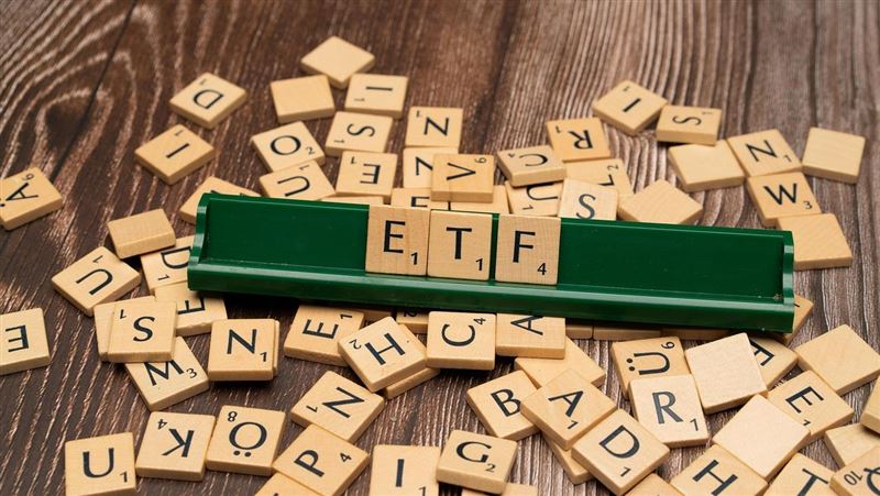 首檔被動式平衡型ETF 一檔就搞定股與債