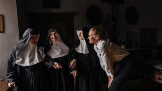 八旬修女逃離老人院　分享生活IG逾10萬粉