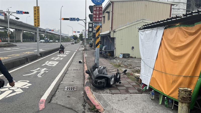 高雄72歲翁右轉搶快！妙齡女騎士慘死