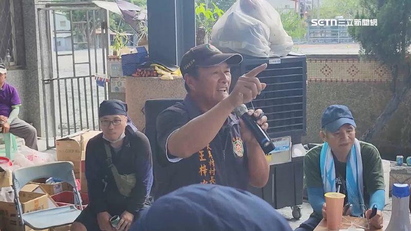 救全村的男人出院了!大馬村長曬照報平安