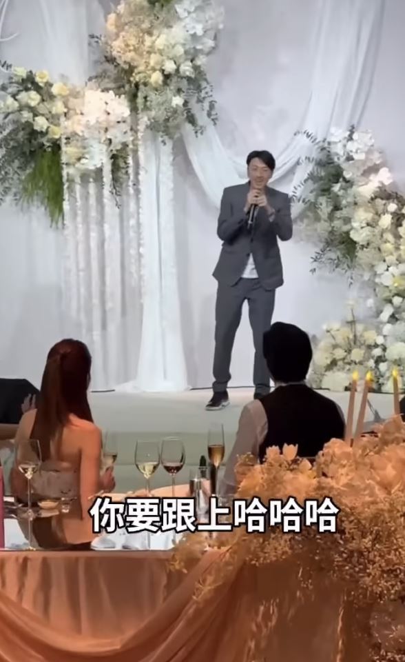 邱澤、許瑋甯舉辦婚宴，臺北伊斯特（East Power）球員管理洪鎧蔚把排球人的熱血和最滿的祝福直接送到現場！（圖／翻攝自eastpower2021 IG)