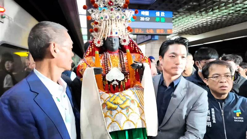 北港媽到萬華青山宮!蔣萬安也來湊一腳