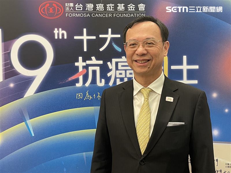 衛福部長石崇良回應中配6改4爭議。（圖／記者蔣季容攝影）