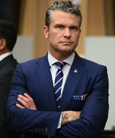 美國戰爭部長赫格塞斯據悉下達了「不留活口」的格殺令。（圖／翻攝自X平台 @ianmiles）