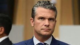 美國戰爭部長赫格塞斯據悉下達了「不留活口」的格殺令。（圖／翻攝自X平台 @ianmiles）