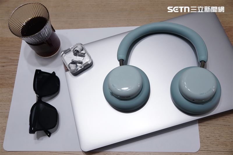 真無線旗艦耳機Nothing Ear (3)跟首款頭戴式耳機CMF Headphone Pro