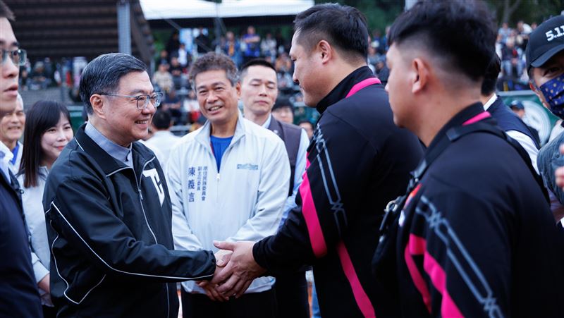 行政院長卓榮泰出席花蓮關懷盃開幕典禮。（圖／原棒協提供）