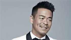 孫浩近日因不雅行為登上微博熱搜。（圖／翻攝自微博）