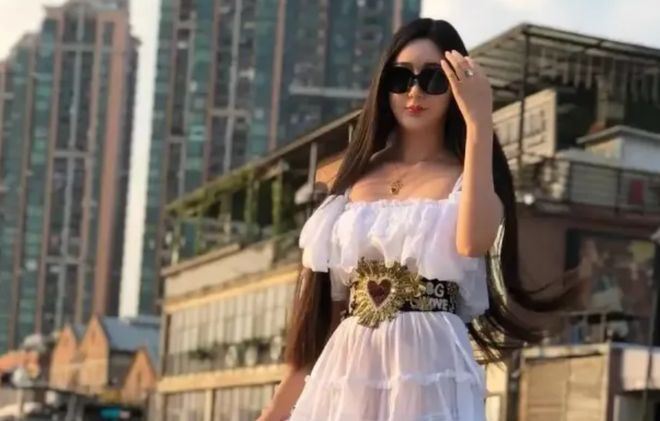 前情人「二妞媽」在網上嗆徐波敢不敢出面對質。(圖/翻攝微博)