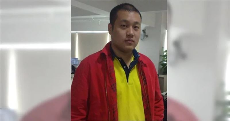 傳奇人設崩塌！「中國首父」徐波被爆狂生300個孩子，前情人控家暴虐童。(圖/翻攝微博)