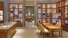 法國精品品牌愛馬仕向來象徵奢華與高端，其創始家族長年位居奢侈品金字塔頂端。（圖／翻攝自愛馬仕官網）