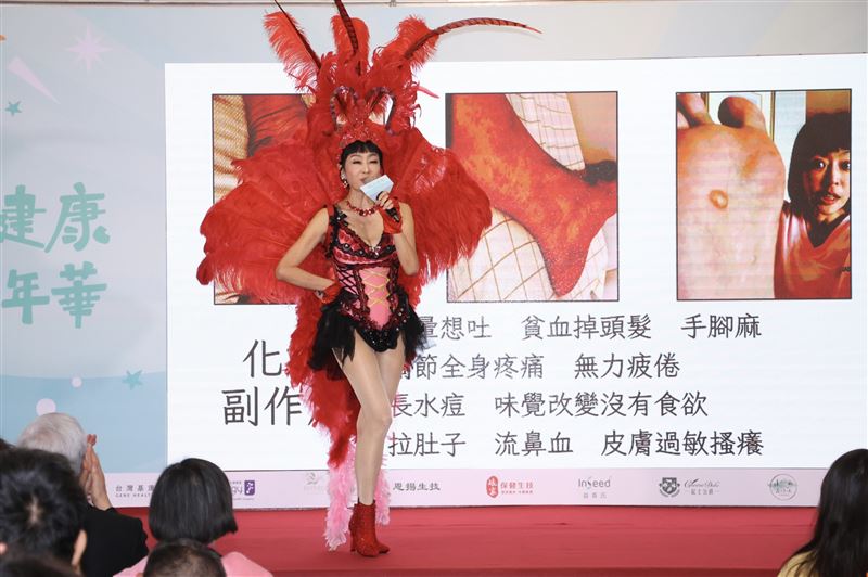 唐玲分享抗癌過程。（圖／記者鄭孟晃攝影）