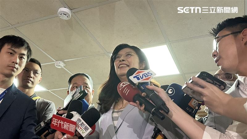 國民黨主席鄭麗文出席台北黨慶受訪（圖／記者詹宜庭攝影）