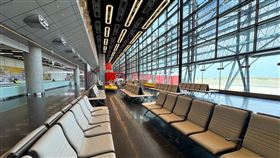 第三航廈北燈廊廳12月1日將試營運。（圖／翻攝自交通部次長林國顯臉書）