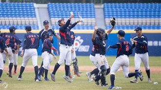 擊敗大黑馬羅工　平鎮奪隊史黑豹旗第8冠