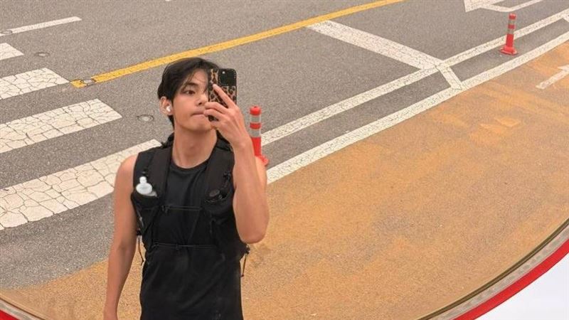 BTSV無預警現身漢江 0度無袖狂奔照曝光