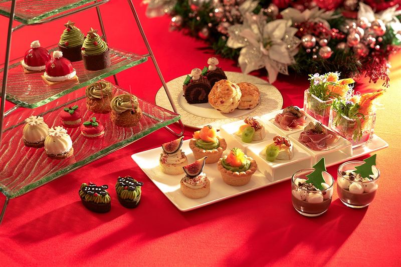 JR東日本大飯店台北聖誕主題雙人下午茶包含5款鹹點、9款甜點與咖啡或茶飲。 （圖／飯店旅宿業者提供）