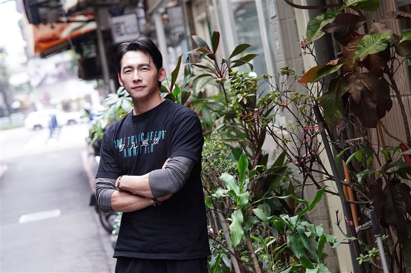 温昇豪在《整形過後》飾演整形外科神醫。（圖／記者趙于瑩攝影）