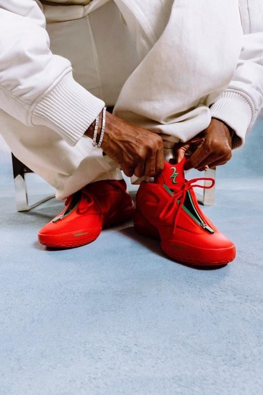 CONVERSE SHAI 001 WINTER RED配色，建議售價為新台幣NT$3,980元。（圖／品牌業者提供）