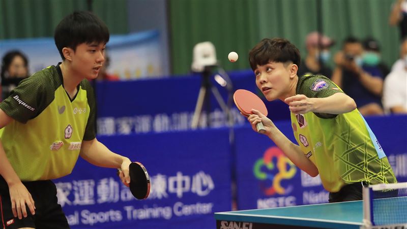 桌球團體混合世界盃　林昀儒鄭怡靜開紅盤