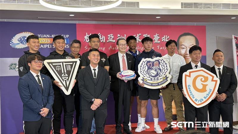 臺北市立建國中學、桃園市立觀音高中、新北市立竹圍高中三支勁旅首度參與元坤盃。（圖／記者蔡厚瑄攝影）