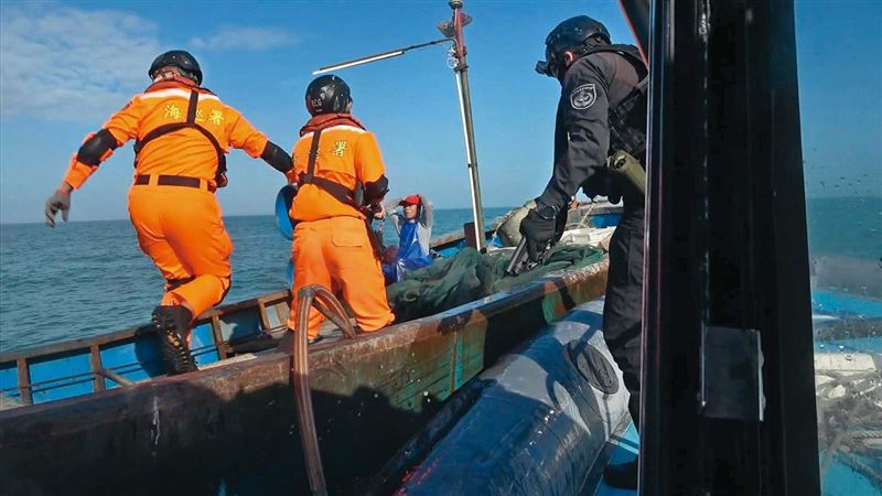 貪官收賄翻車!拒認收特斯拉遭車商一句KO