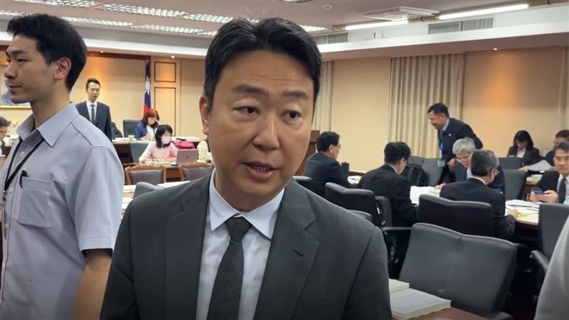 淡江大橋路跑侯友宜批未溝通　陳世凱回應