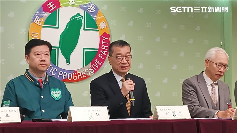 民眾黨爆退黨潮?徐國勇脫口而出這一句