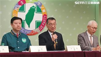 民進黨今（1）日上午召開「和平繁榮．民主永續 2026 新生代國家戰略人才培力營」招生宣傳記者會。民進黨秘書長徐國勇（中)出席。（圖／記者盧素梅攝影）