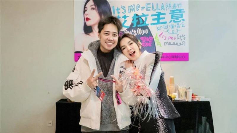 TANK同框Ella「臉掛黑眼圈」　消瘦近況曝