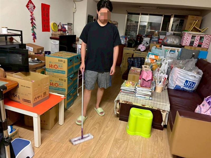 17歲男孩撐起四代家人生計，這一句話：「如果她們離開，我願意跟著去另一個世界照顧她們，只希望媽媽和妹妹還能有活下去的希望。」讓所有大人聽了都心碎。（圖／《愛的延續》公益協會提供）