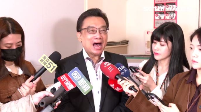 白委稱對美軍購買破銅爛鐵：我們都能研發