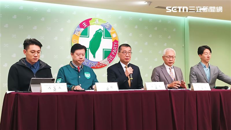 吳怡農自提民調盼獲徵召　徐國勇回應了