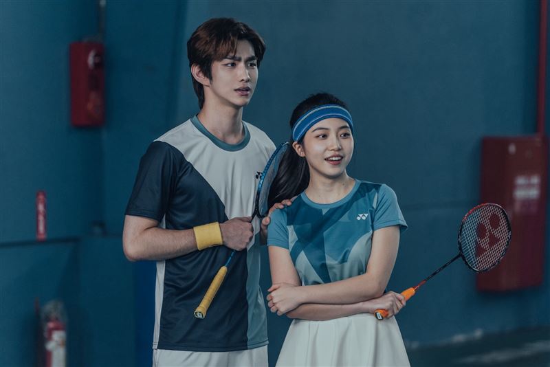 ARKiS禾雁凱（左）戲劇初登場。（圖／六魚文創提供）