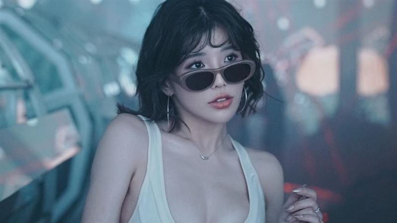 台灣只有她受邀！壯壯赴韓參加時尚大場