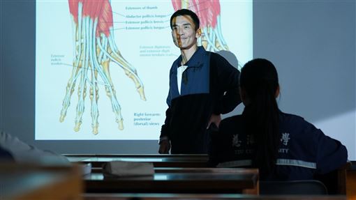 楊一展《以身相許》成全台首部大體職人劇