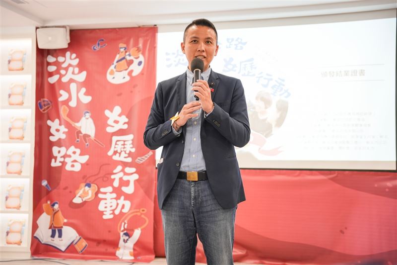 國民黨新北市議員陳偉杰開轟民怨已經排山倒海，市府在哪裡？今天下午六點前若仍無法全面恢復供水，市府要不要立刻啟動停班停課評估？（圖／翻攝自陳偉杰臉書）