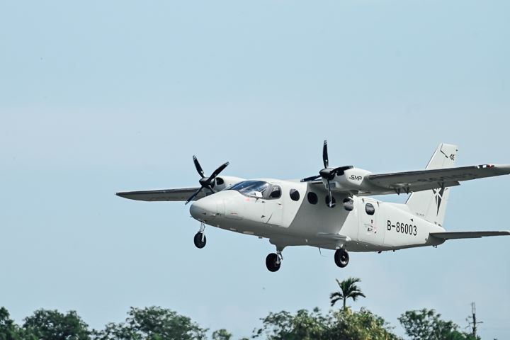 權宜輪斷網危機有解？路透：民航加入灰色地帶監控，強化台灣防衛韌性