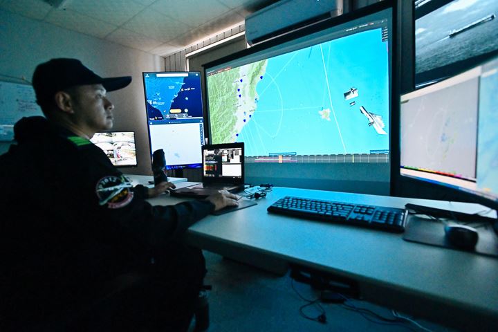 權宜輪斷網危機有解？路透：民航加入灰色地帶監控，強化台灣防衛韌性